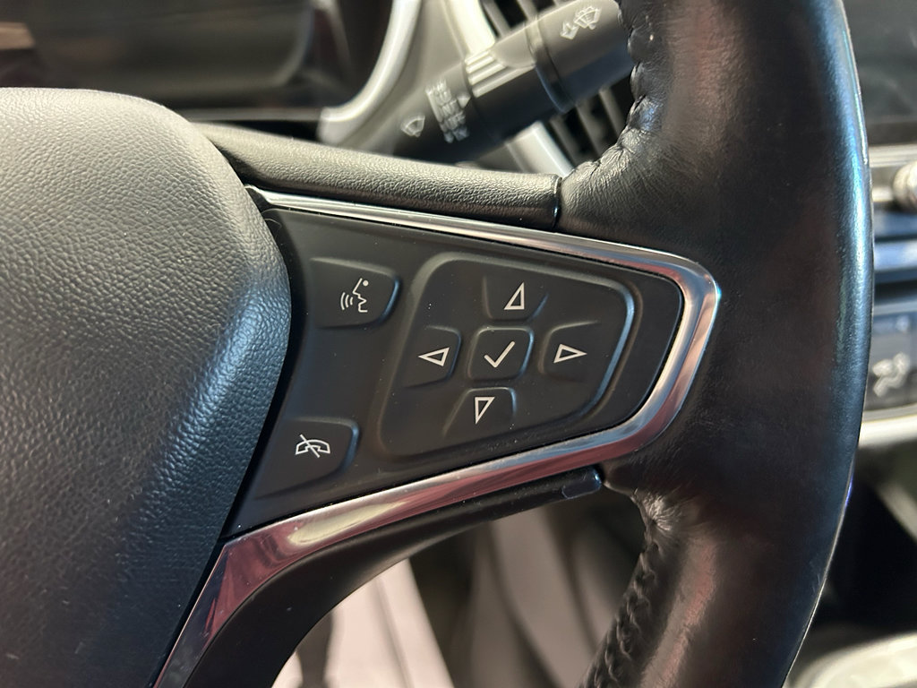 Used 2017 Chevrolet Volt LT w/ Comfort Package FWD image 11