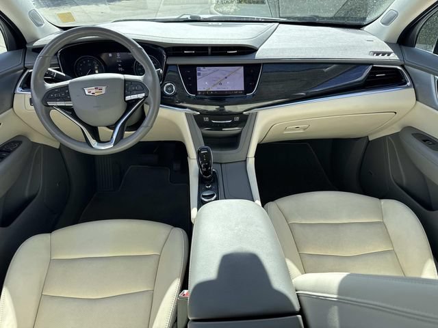 Certified 2023 Cadillac XT6 Premium Luxury w/ Technology Package FWD image 16