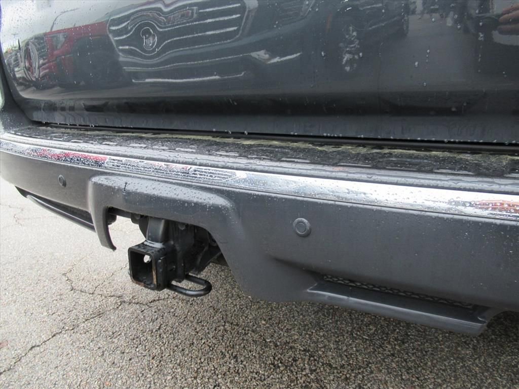 Used 2024 Toyota 4Runner Limited image 8