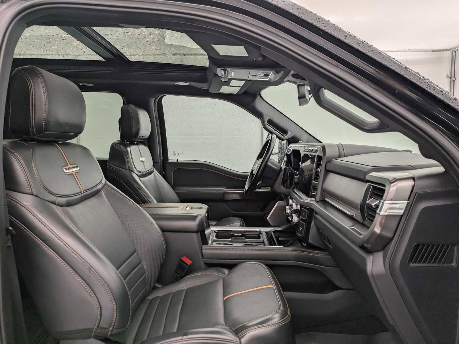 Used 2023 Ford F350 Platinum w/ Tremor Off-Road Package AWD/4WD image 24