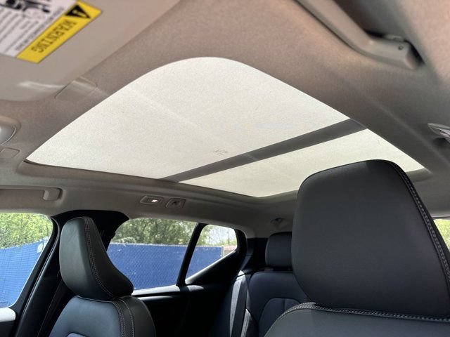 New 2024 Volvo XC40 B5 Plus w/ Climate Package AWD/4WD image 20