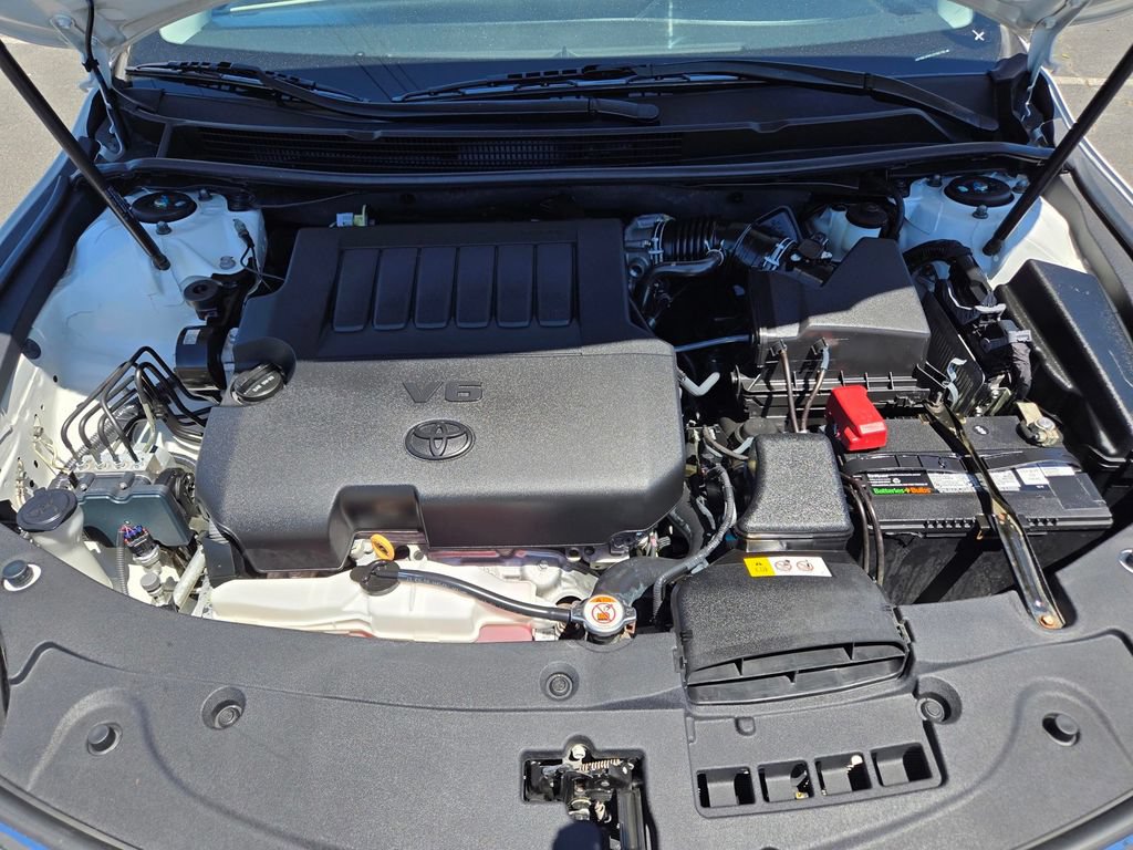 Used 2018 Toyota Avalon XLE Premium FWD image 27