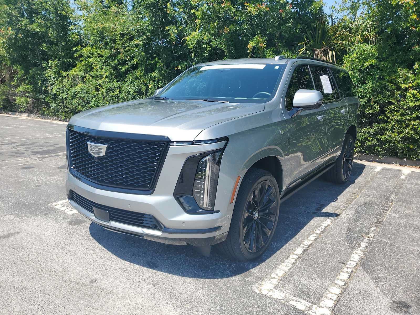 Used 2025 Cadillac Escalade Sport Platinum AWD/4WD image 1