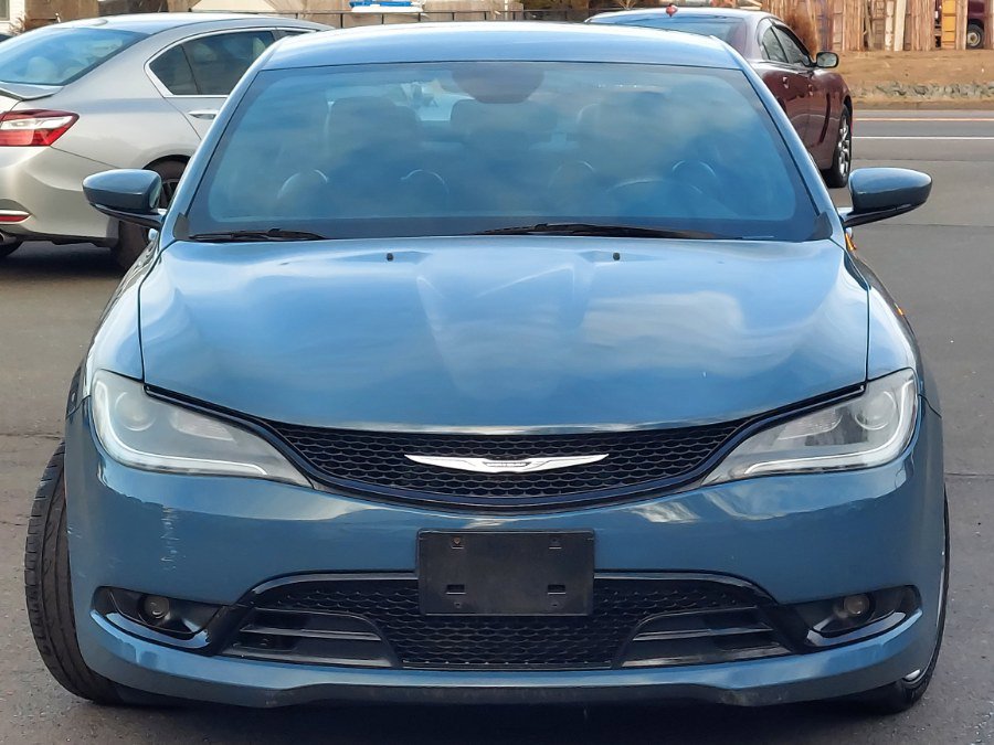 Used 2015 Chrysler 200 S w/ Navigation & Sound Group I AWD/4WD image 2