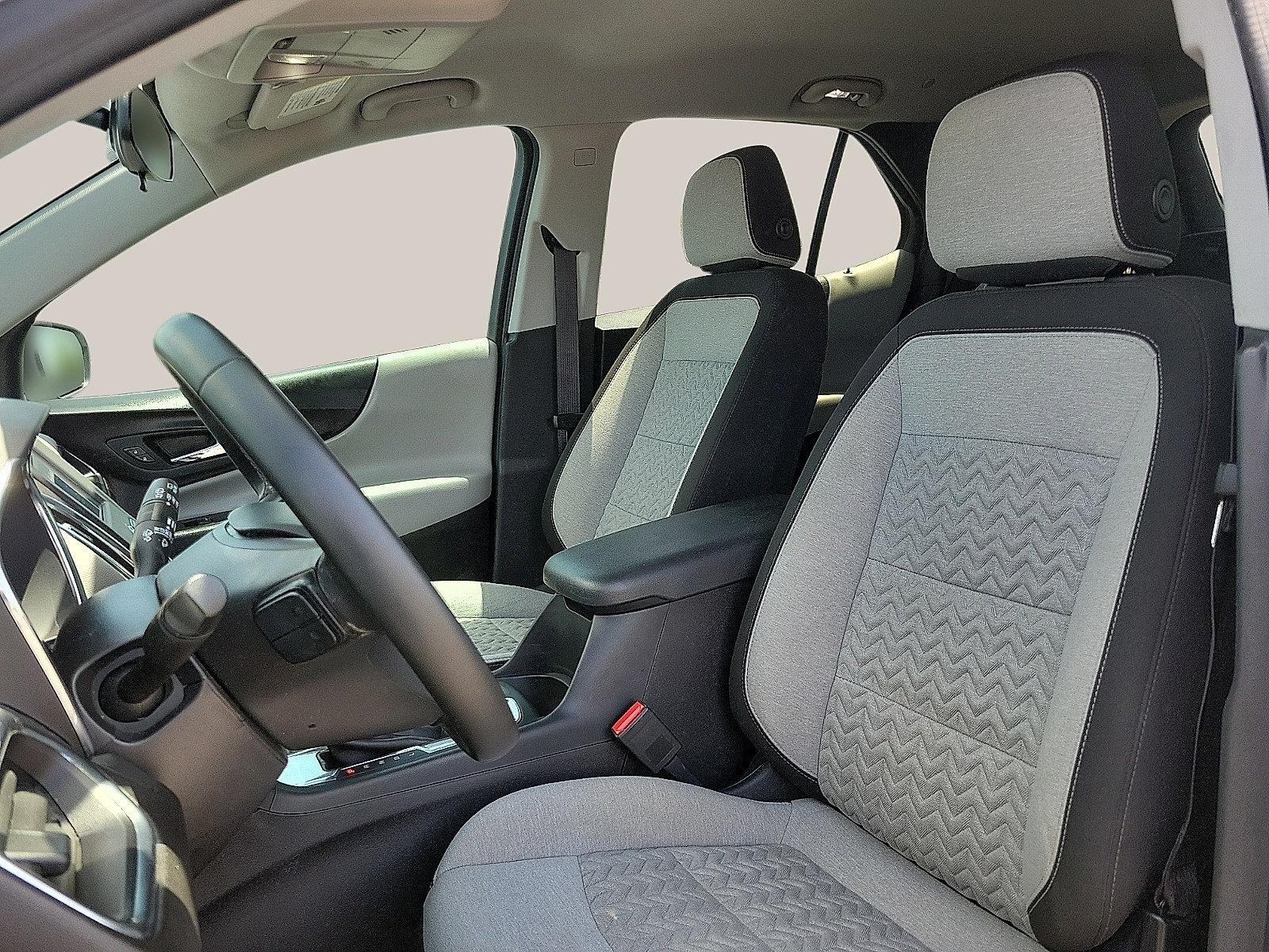 Used 2024 Chevrolet Equinox LT FWD image 11