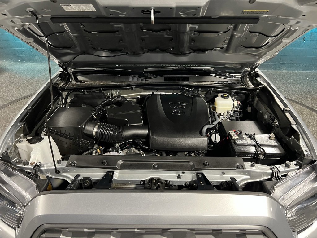 Used 2023 Toyota Tacoma TRD Off-Road image 10