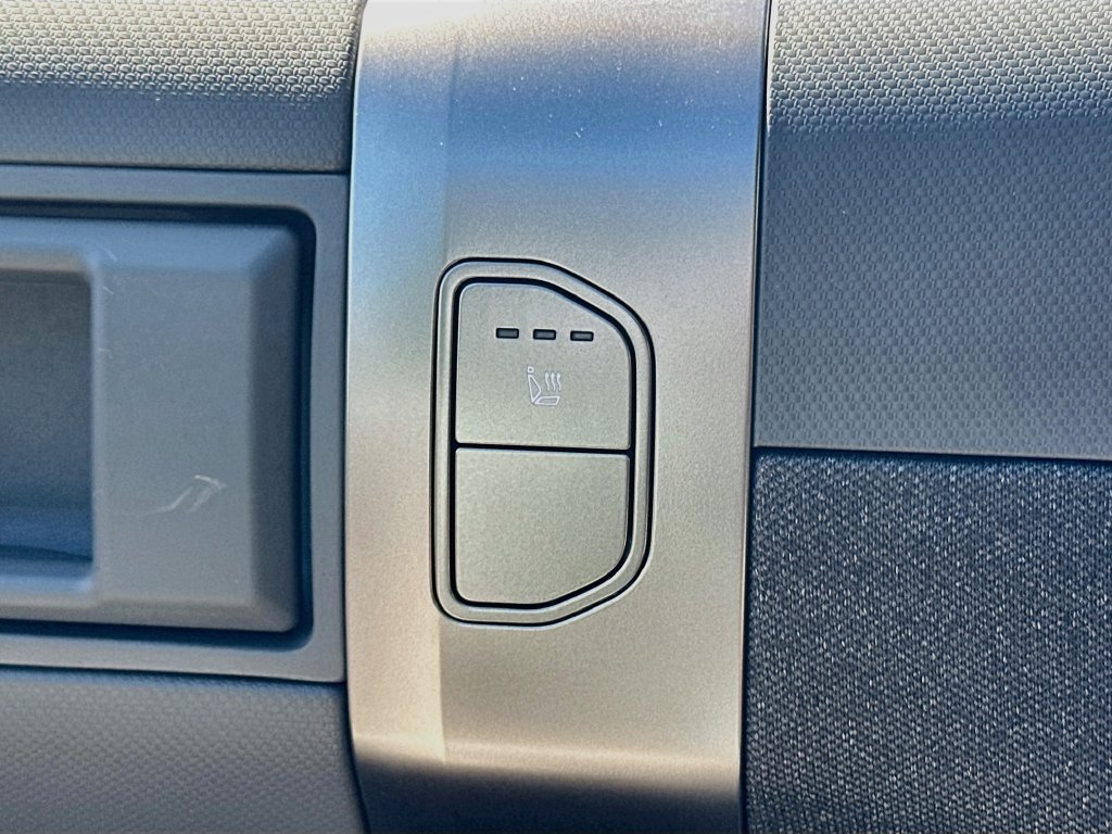 New 2027 Kia EV3 Wind FWD image 20