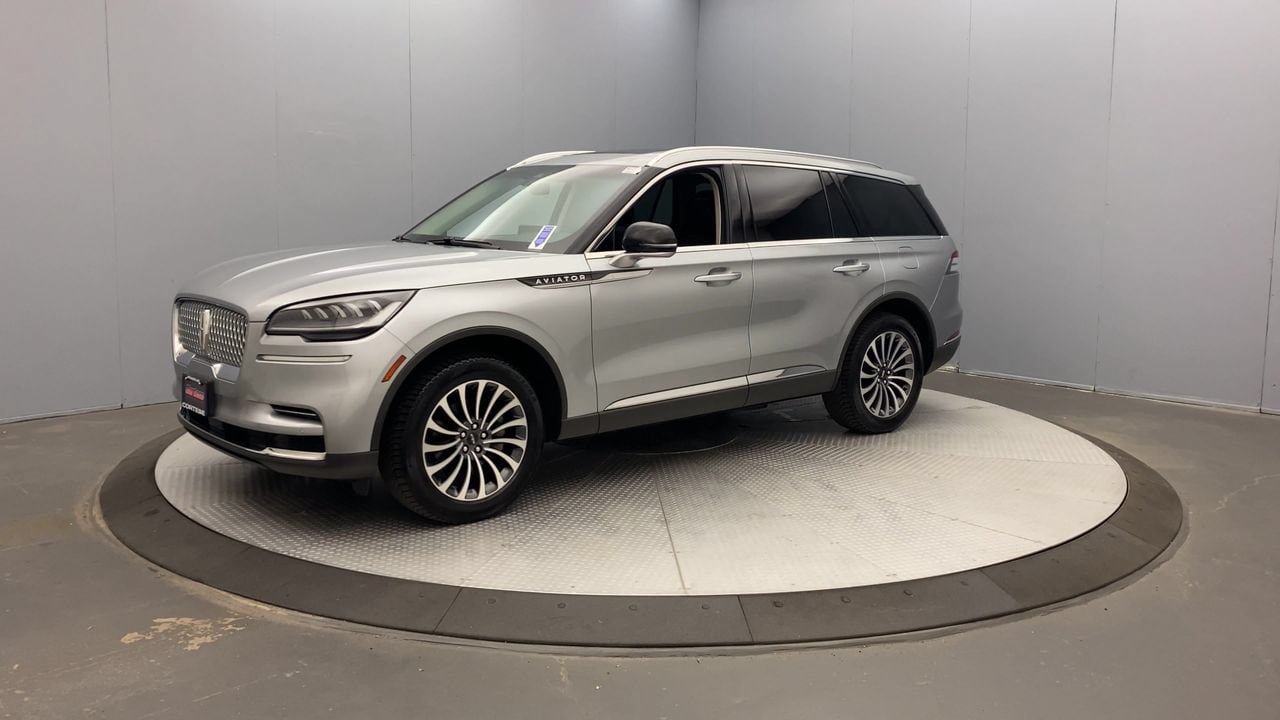 Used 2022 Lincoln Aviator AWD w/ Premium Package image 9