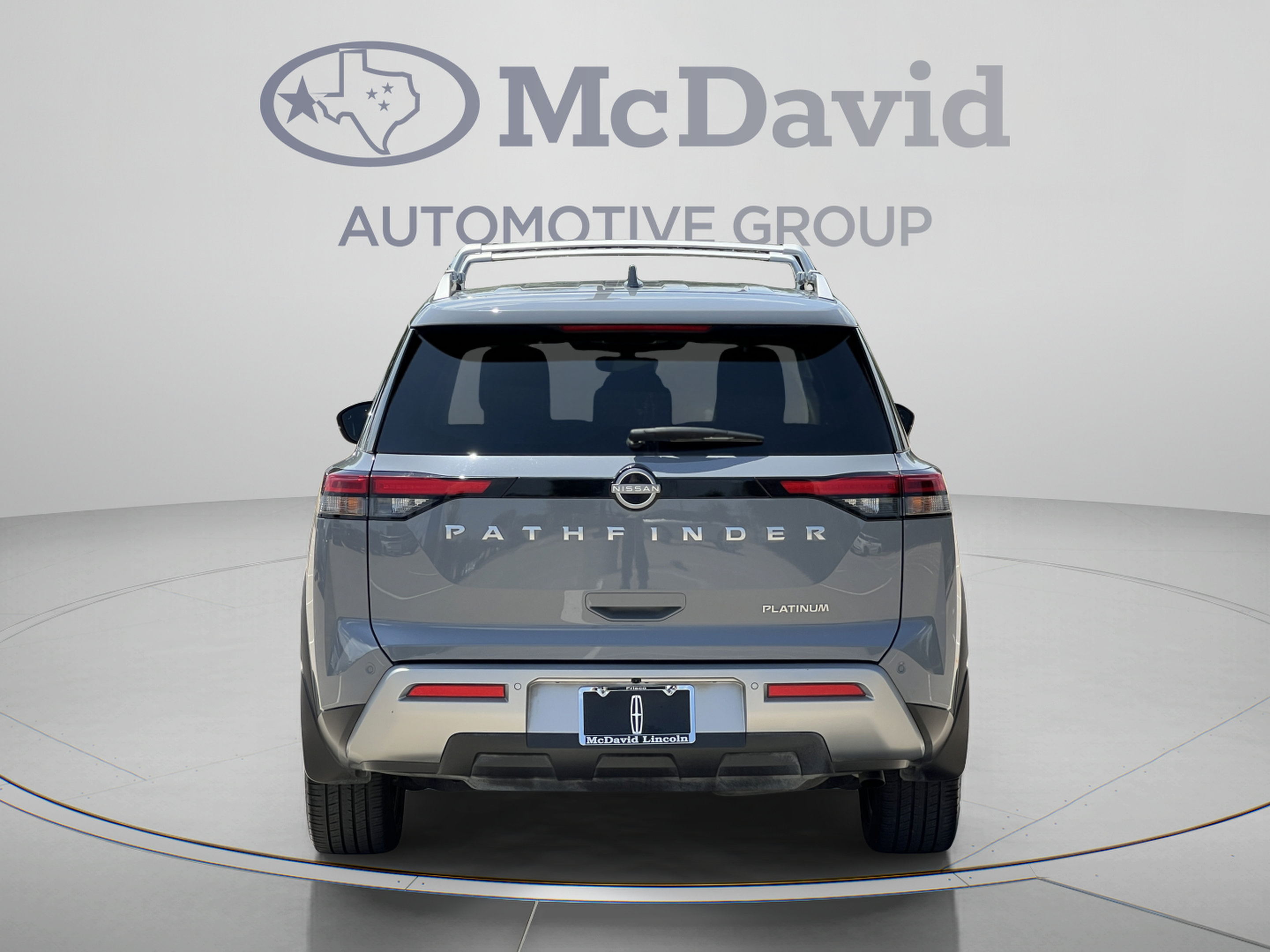 Used 2024 Nissan Pathfinder Platinum w/ Cargo Package FWD image 6