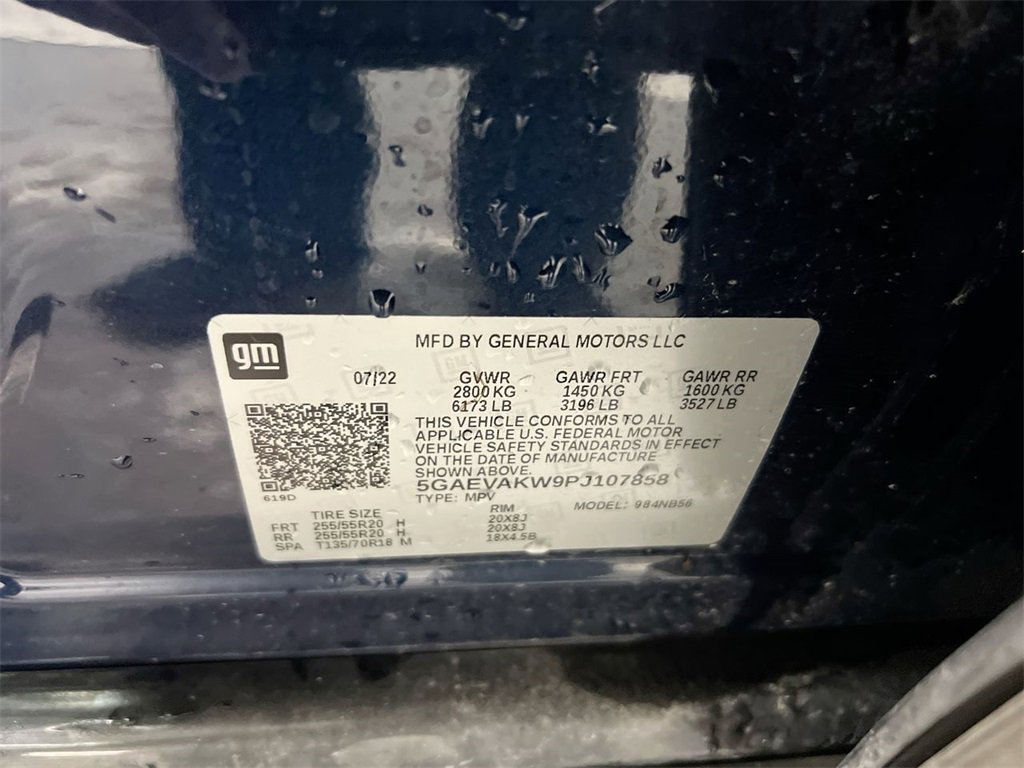 Used 2023 Buick Enclave Essence w/ Experience Buick Package image 29