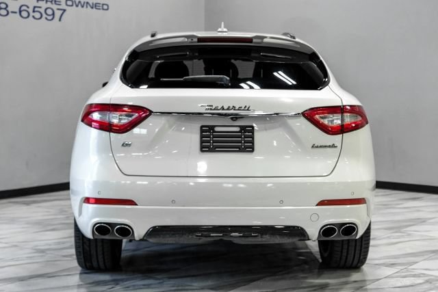 Used 2018 Maserati Levante GranSport AWD/4WD image 11