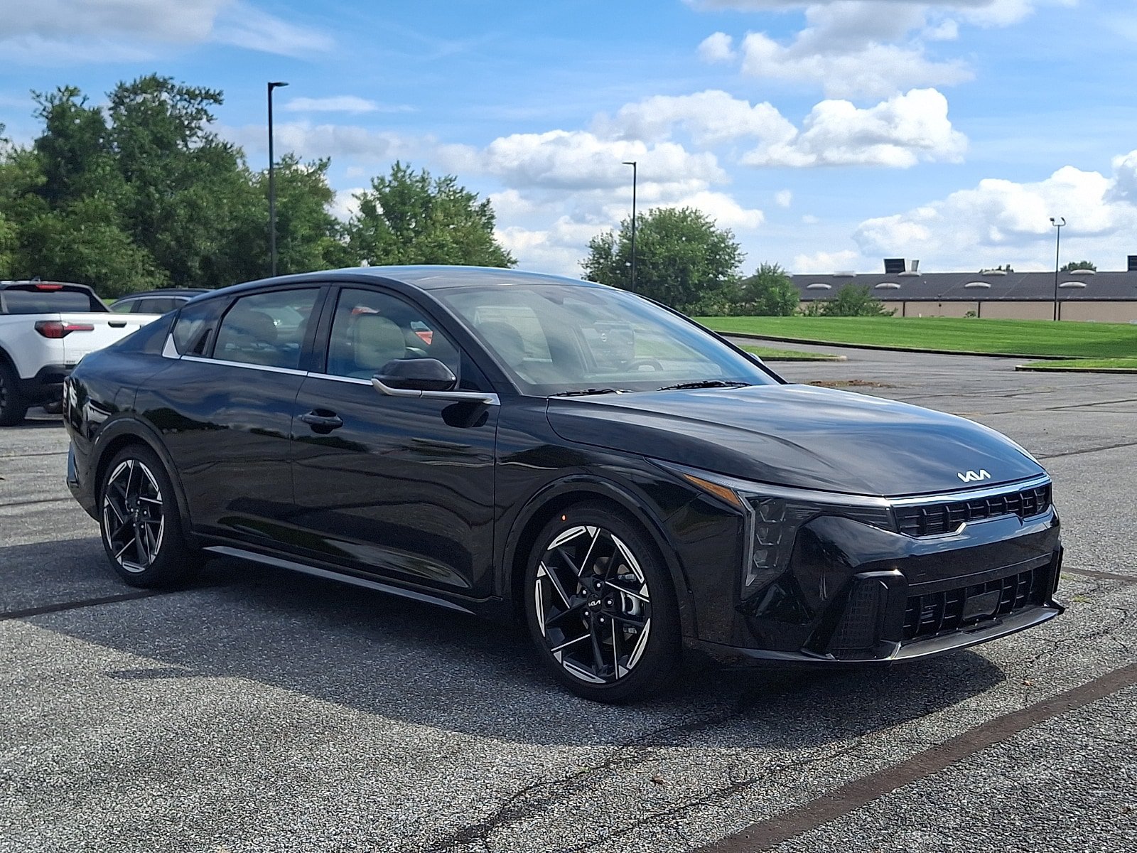 New 2026 Kia K4 GT-Line FWD image 2