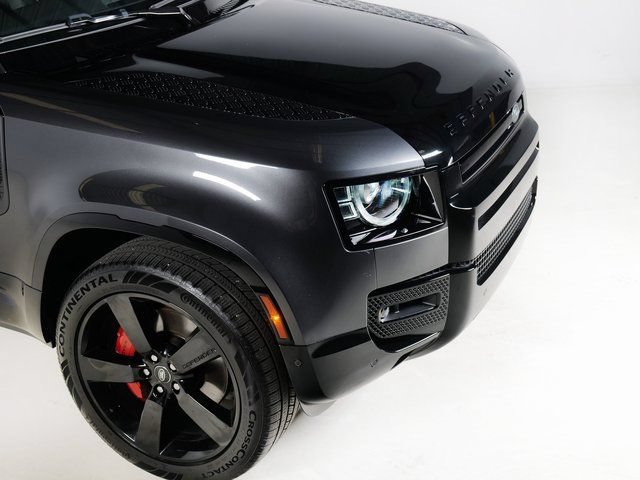 Used 2024 Land Rover Defender 130 X AWD/4WD image 30