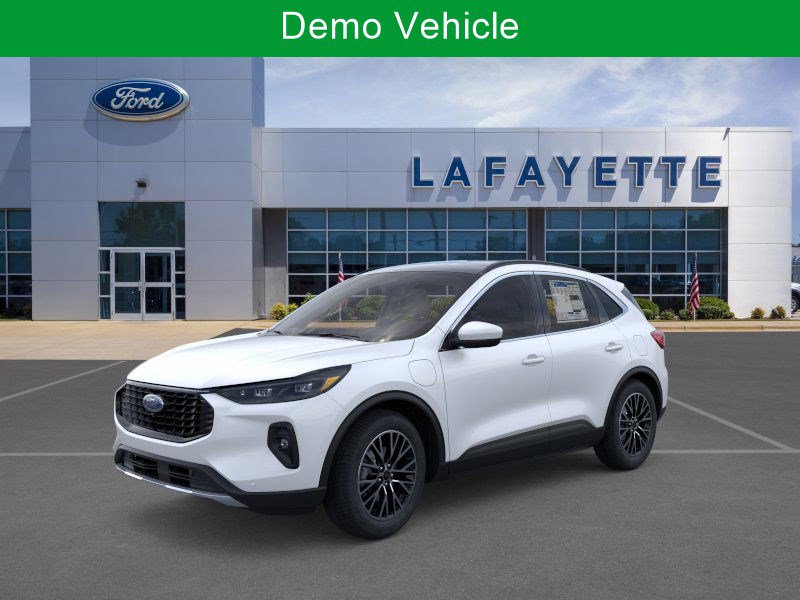 New 2025 Ford Escape SE w/ PHEV Premium Package