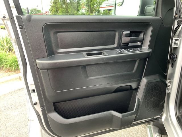 Used 2018 RAM 1500 Express RWD image 17