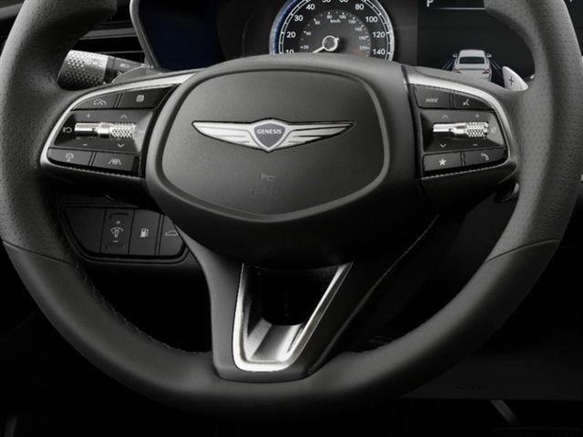 Used 2025 Genesis G70 2.5T image 14