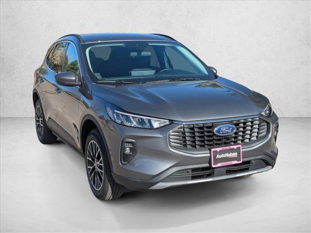 New 2026 Ford Escape SE w/ Class II Trailer Tow Package image 3