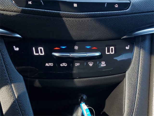 Used 2021 Cadillac XT5 Premium Luxury image 35