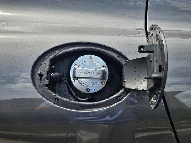 Used 2013 Porsche Panamera S RWD image 29