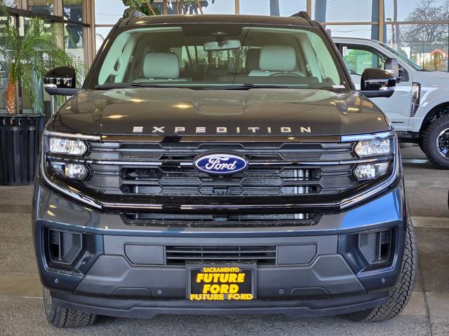 New 2026 Ford Expedition Max Active image 2