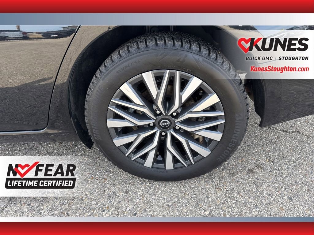 Used 2024 Nissan Altima 2.5 SV image 18