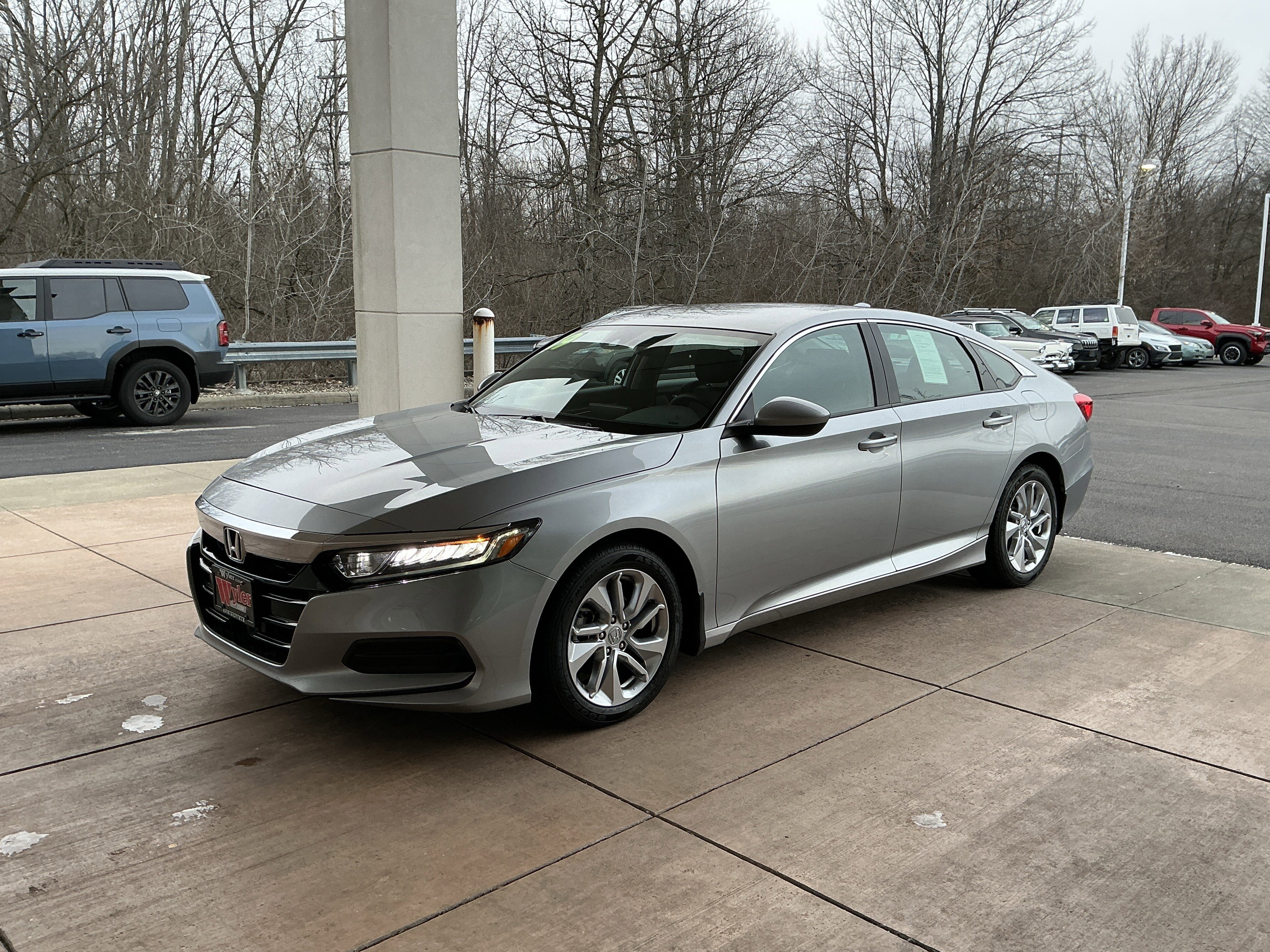 Used 2019 Honda Accord LX image 3