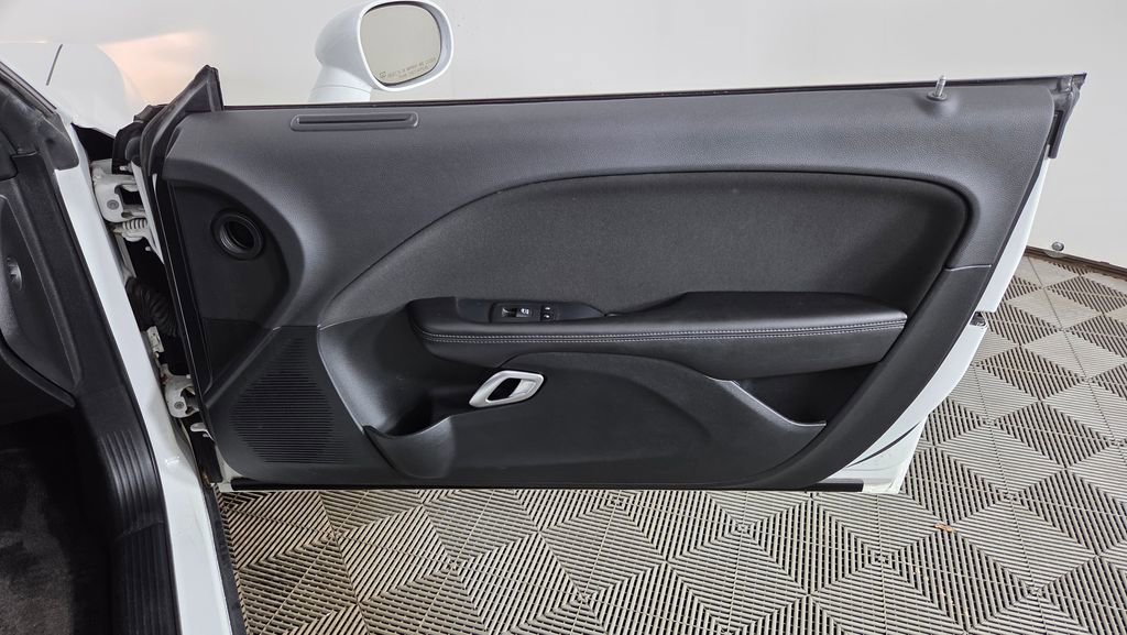 Used 2018 Dodge Challenger R/T w/ Blacktop Package image 28
