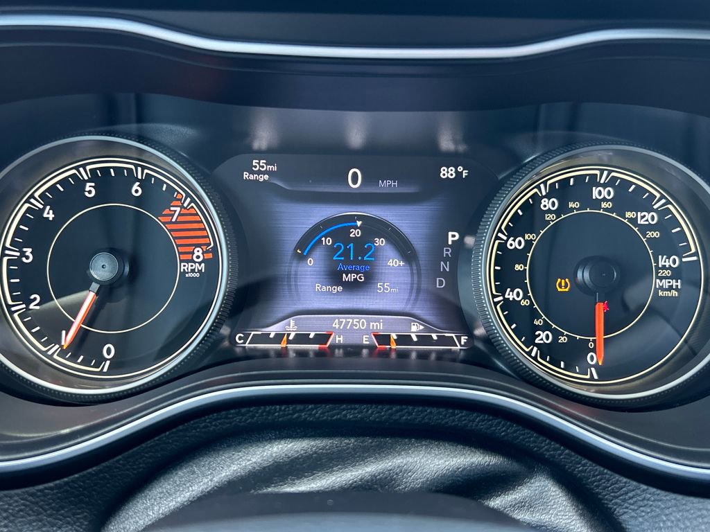 Used 2021 Jeep Cherokee Latitude Lux 80th Anniv w/ Quick Order Package 26U 80TH image 11