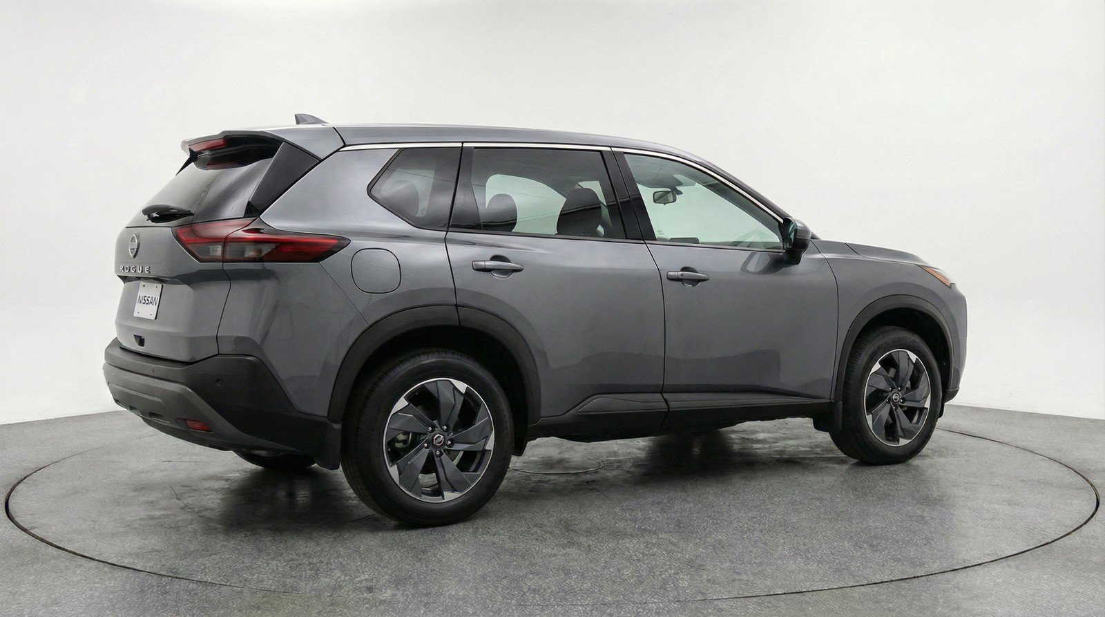 Used 2025 Nissan Rogue SV FWD image 9