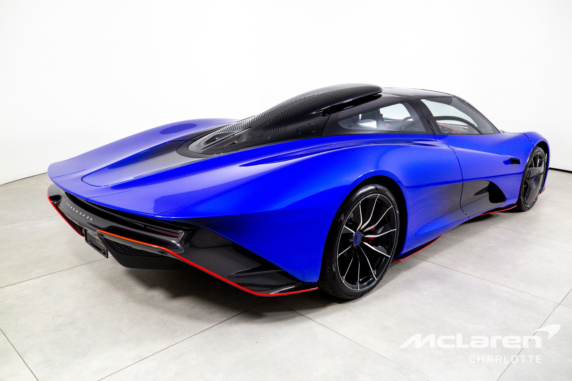 Used 2020 McLaren Speedtail RWD image 10