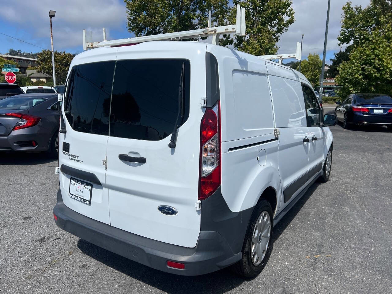Used 2018 Ford Transit Connect XL FWD image 4