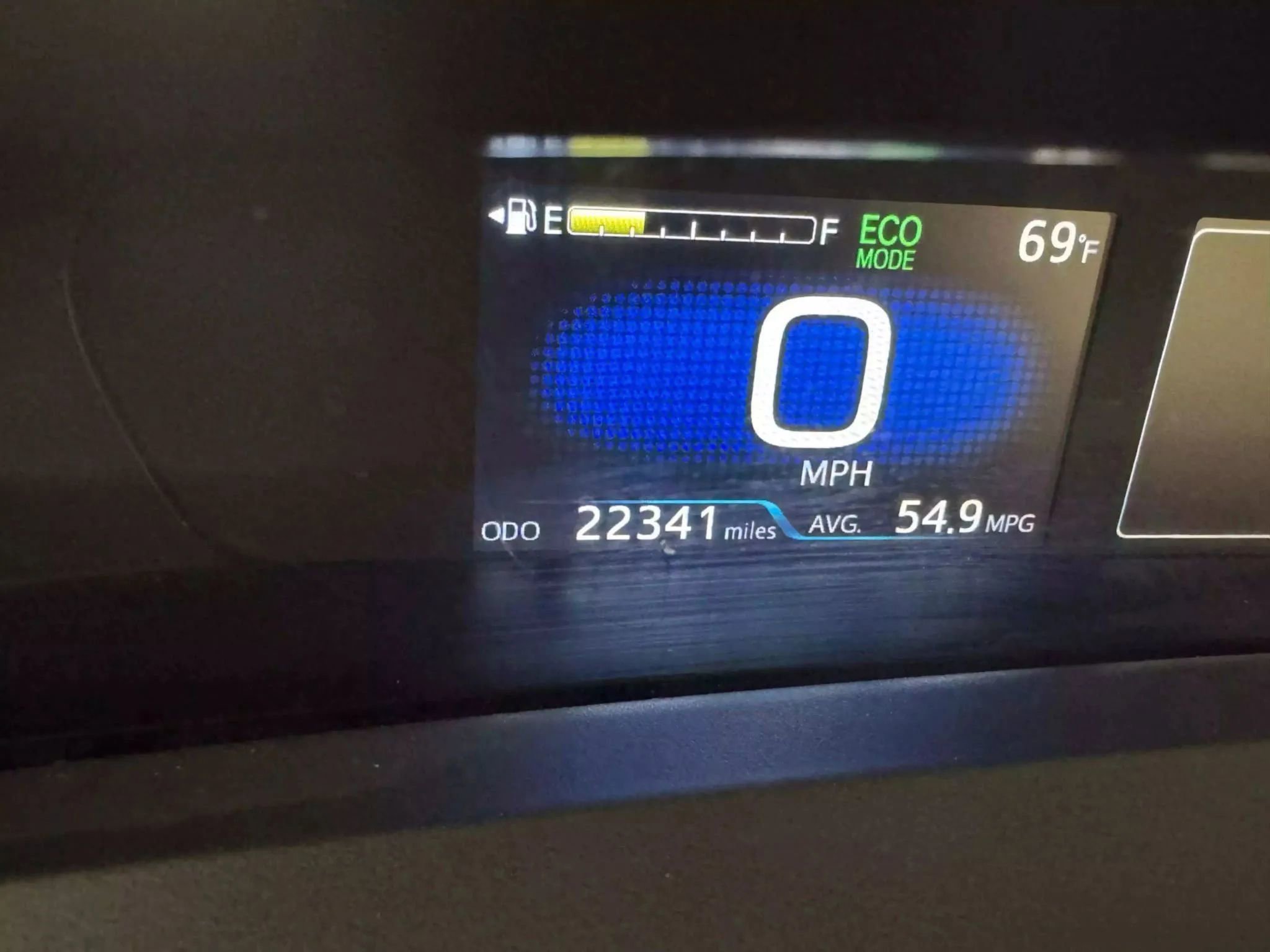 Used 2022 Toyota Prius LE FWD image 20