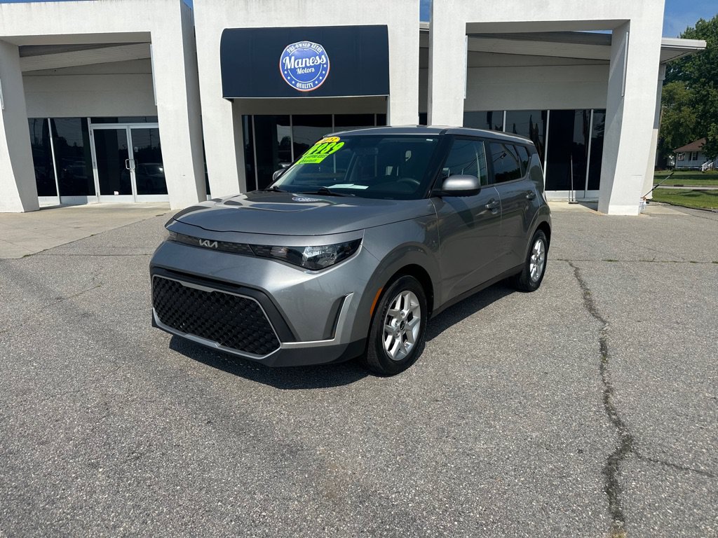 Used 2023 Kia Soul LX w/ LX Technology Package