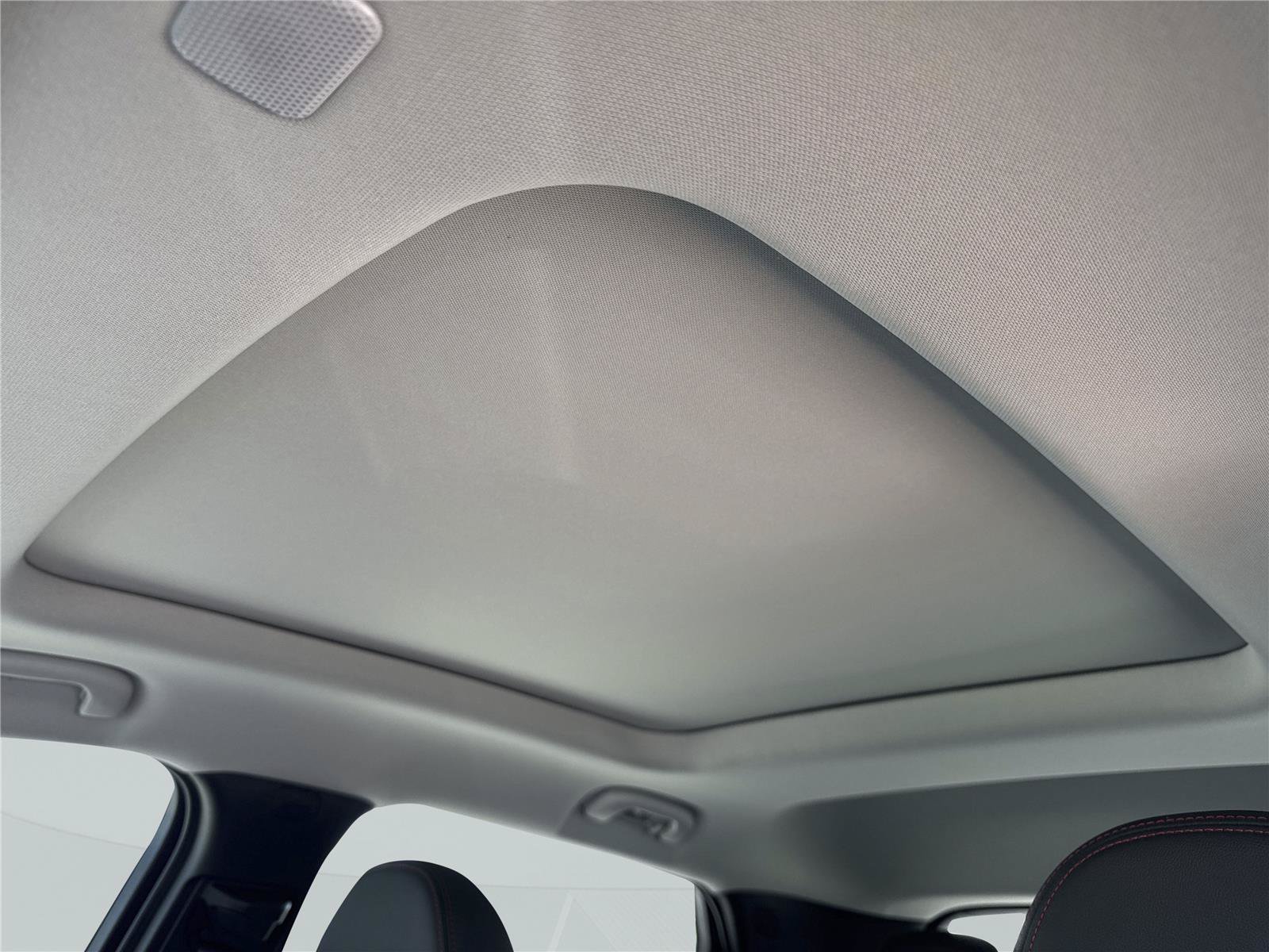 New 2027 Chevrolet Bolt RS w/ Technology Package FWD image 30
