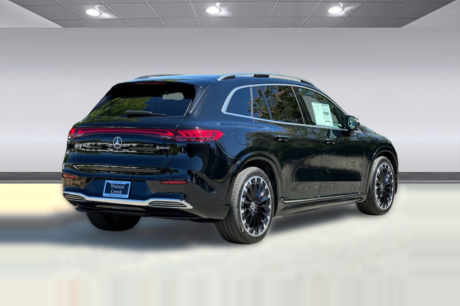 New 2026 Mercedes-Benz EQS 400 4MATIC SUV image 8