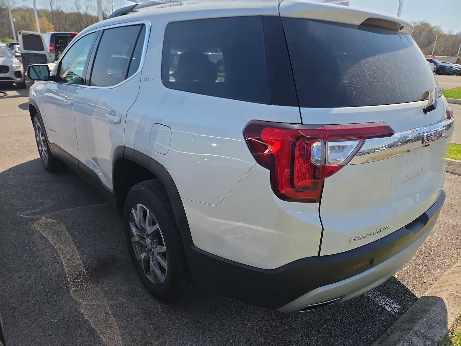 Used 2021 GMC Acadia SLT image 7