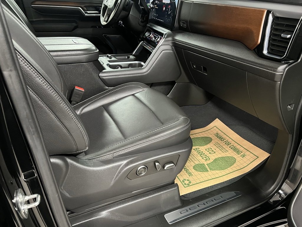 Used 2024 GMC Sierra 3500 Denali w/ Denali Reserve Package image 65