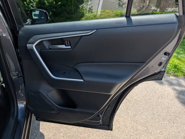 Used 2019 Toyota RAV4 XLE w/ Convenience Package AWD/4WD image 35