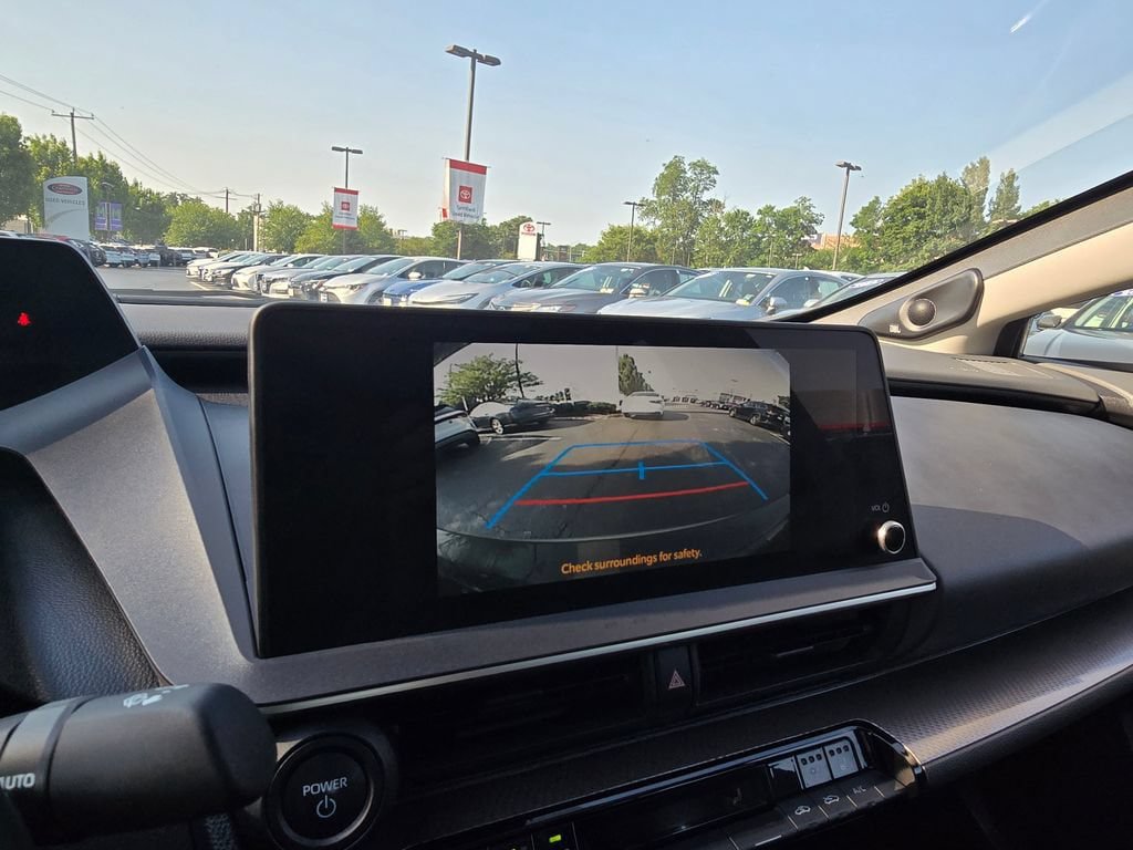 Certified 2024 Toyota Prius Limited AWD/4WD image 30