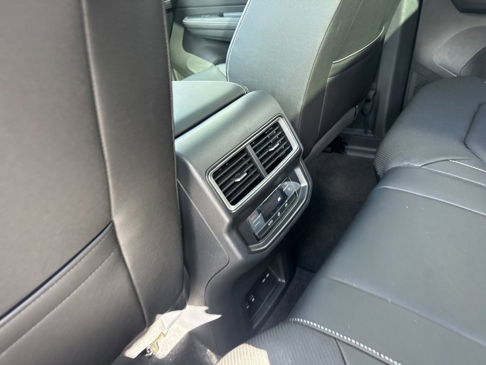 New 2026 Volkswagen Atlas SE image 21