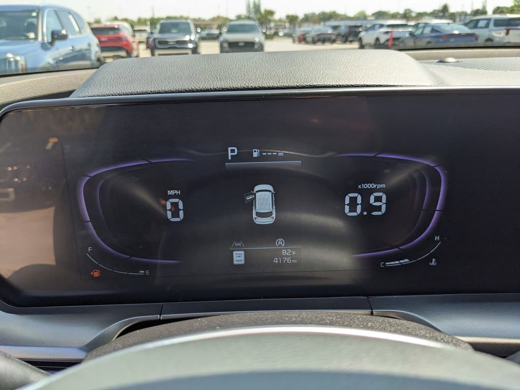 Certified 2025 Kia Telluride LX FWD image 34