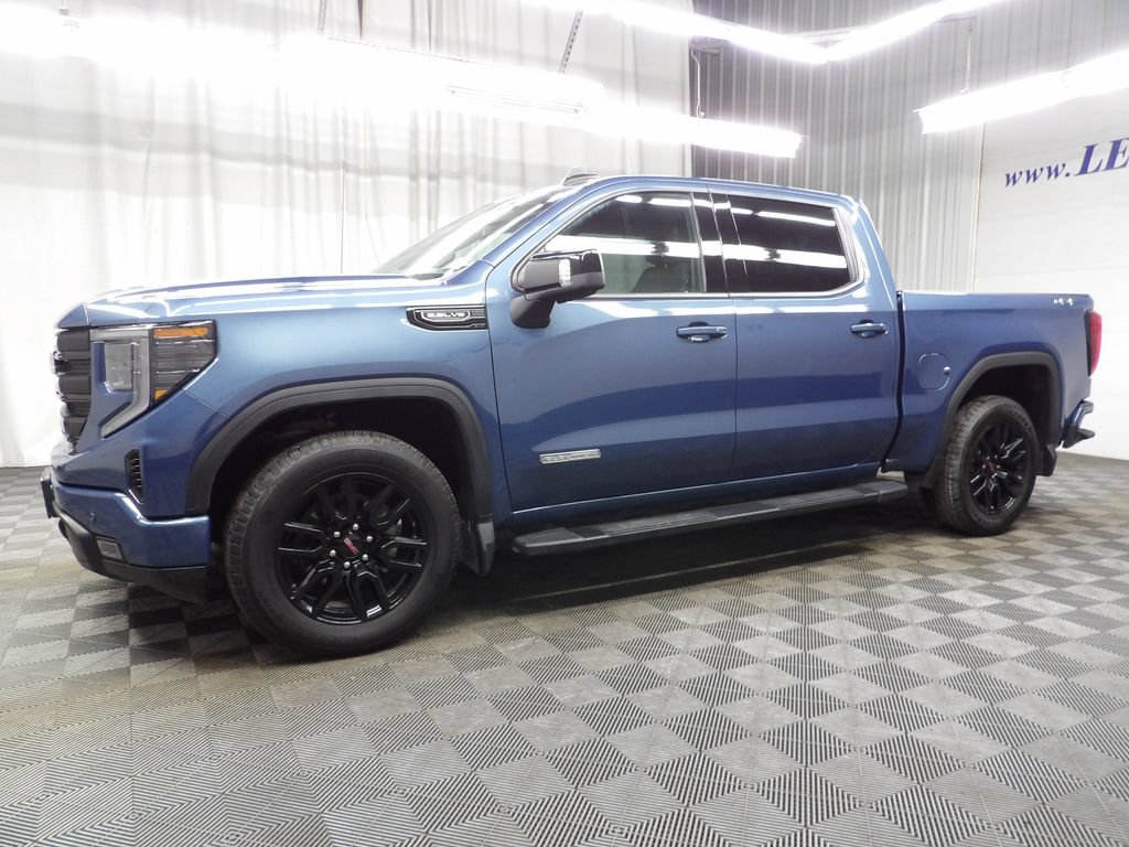 Used 2026 GMC Sierra 1500 Elevation w/ Elevation Premium Package AWD/4WD image 9