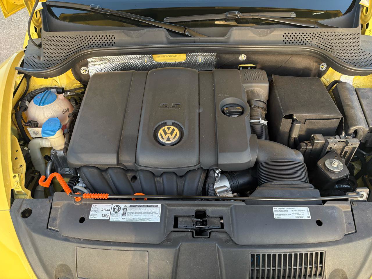 Used 2012 Volkswagen Beetle 2.5 FWD image 36