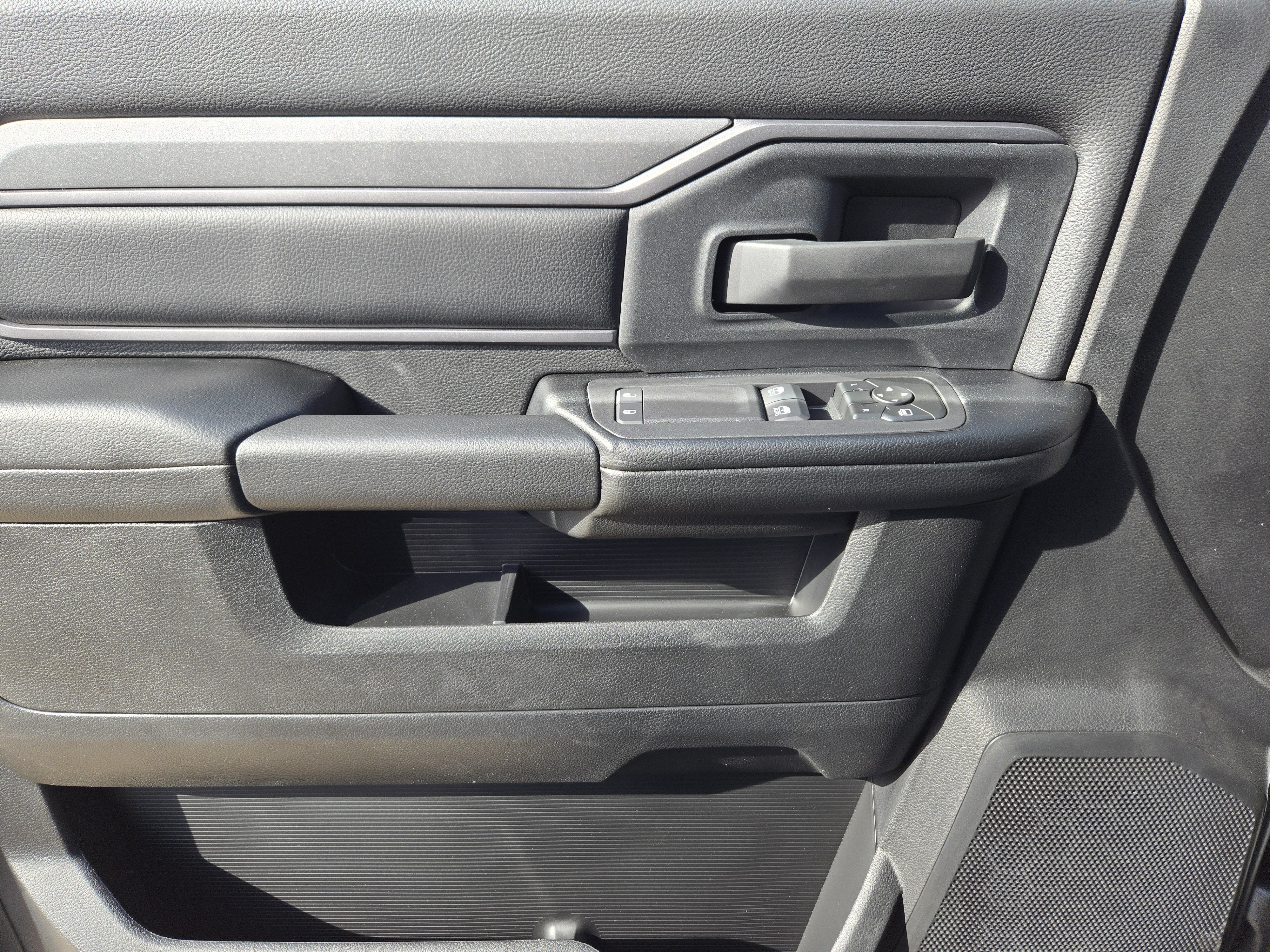 New 2026 RAM 3500 Tradesman w/ Chrome Appearance Group A AWD/4WD image 16