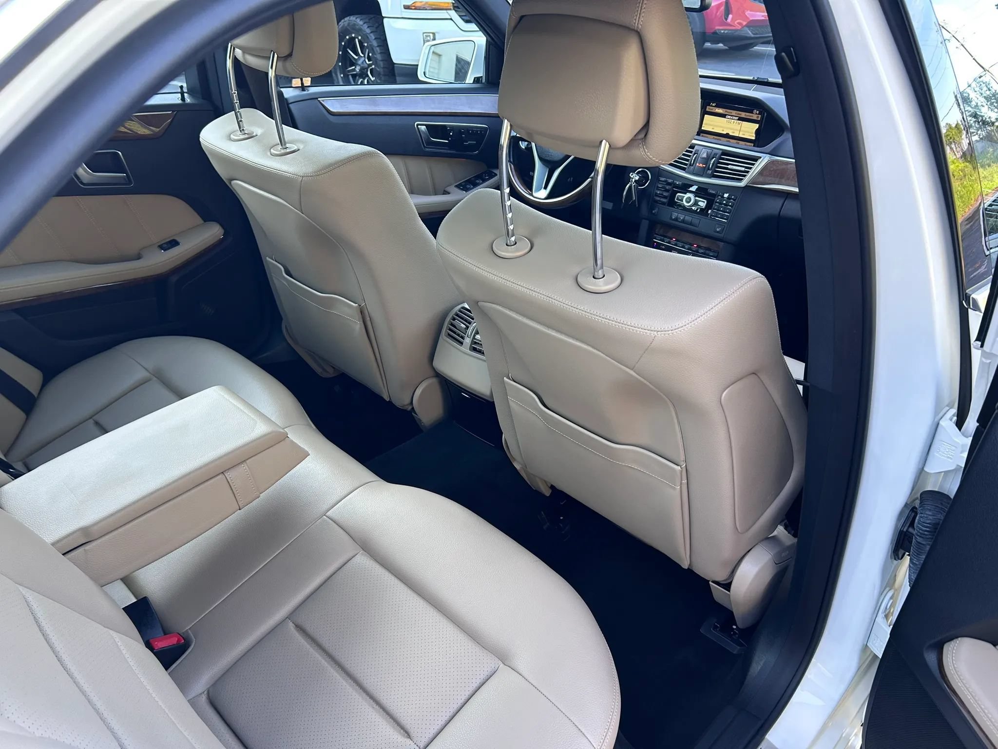 Used 2012 Mercedes-Benz E 350 Sedan image 60