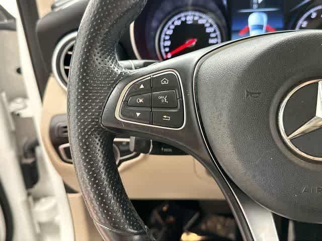 Used 2018 Mercedes-Benz GLC 300 4MATIC image 9