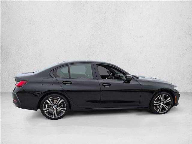 Used 2023 BMW 330i Sedan w/ Convenience Package RWD image 4