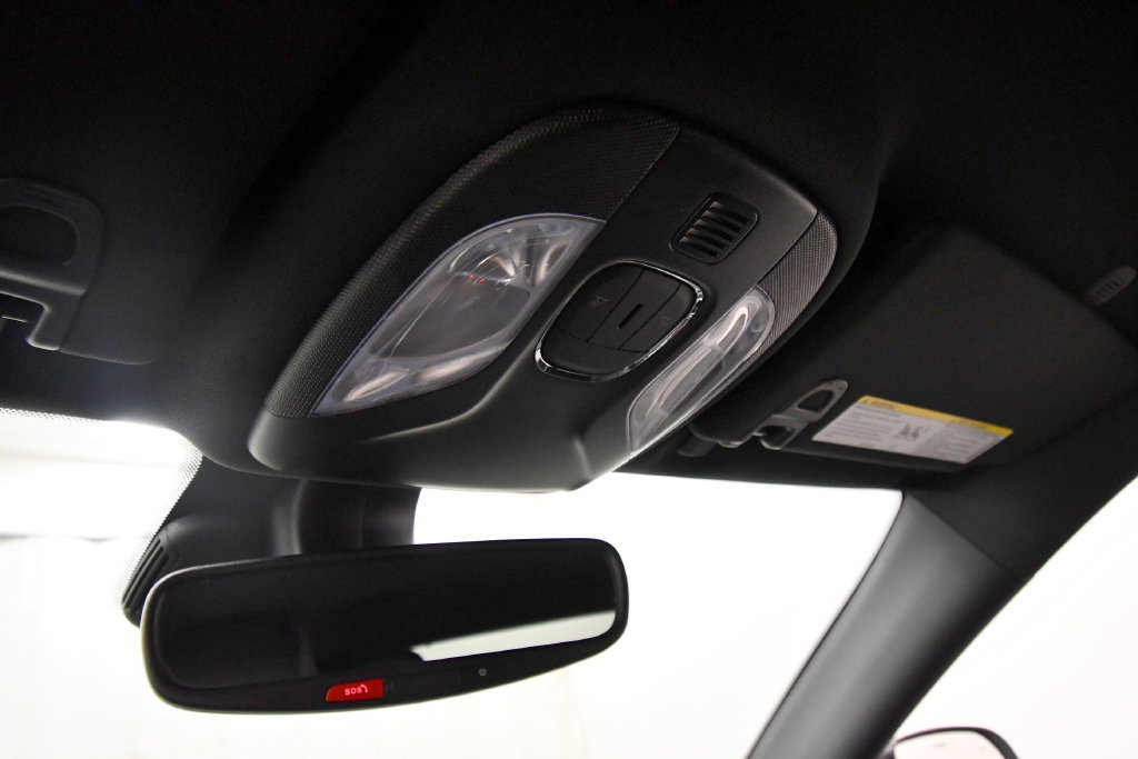 Used 2025 Jeep Compass Trailhawk AWD/4WD image 27