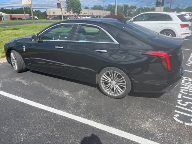 Used 2020 Cadillac CT4 Premium Luxury RWD image 4