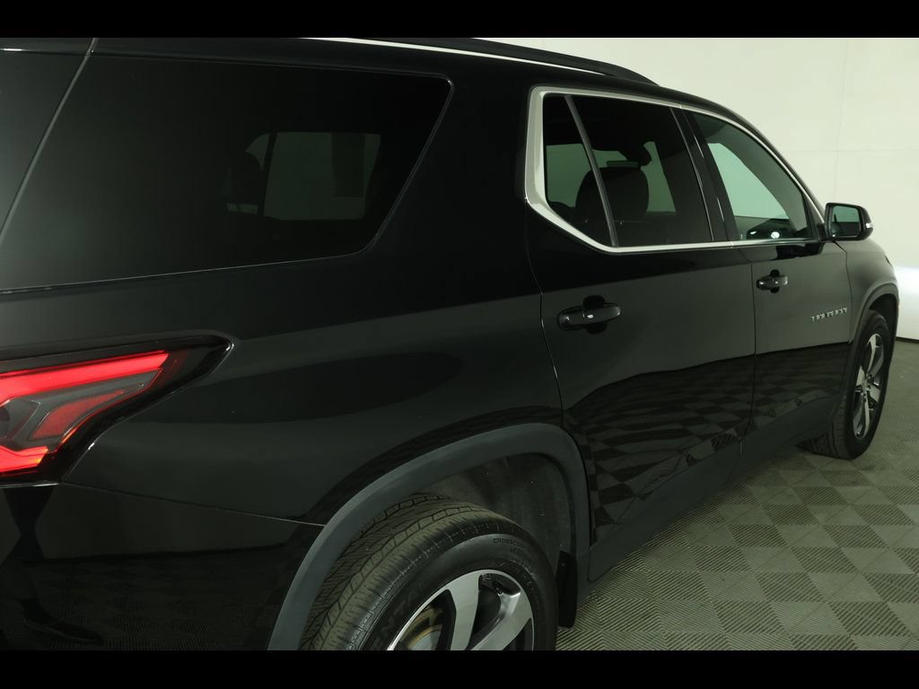 Certified 2023 Chevrolet Traverse LT w/ LT Premium Package AWD/4WD image 21